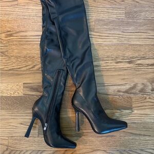 NEW SIMMI AMREZY BLACK STRETCH THIGH HIGH BOOTS - US 5